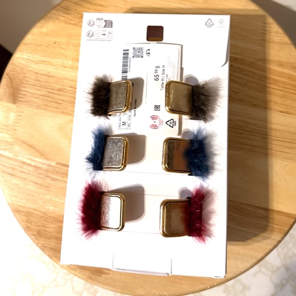 ara pack of three fur armbands bracelets limited edition NWT - Picture 4 of 8